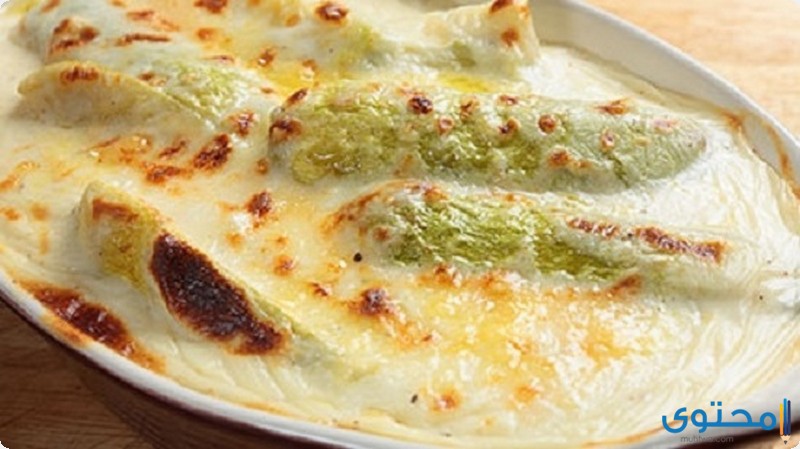 طريقة عمل صينية الكوسة بالبشاميل سريعة وخفيفة